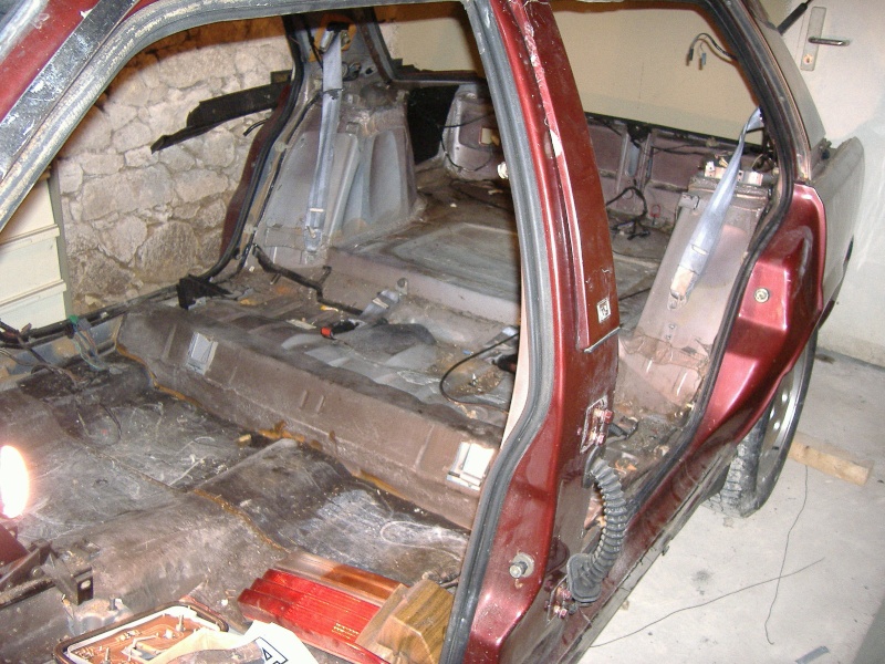 http://www.renault25.com/data/dossier/photo/restauration/Quetzal/007.jpg